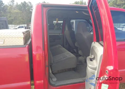 2002 Ford F-350 Lariat/Xl/Xlt z USA, uszkodzony, nr VIN 1FTSW31FX2EA21911